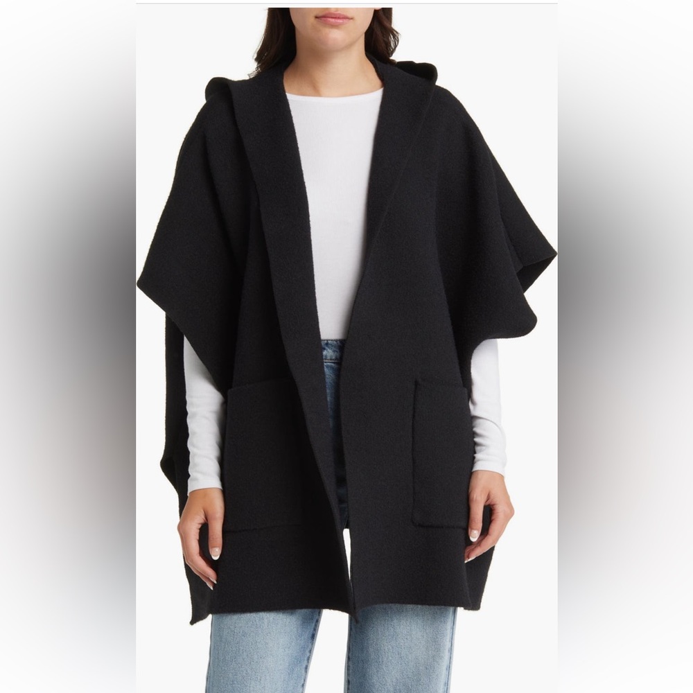 Nordstrom Black Women's Hooded Ruana